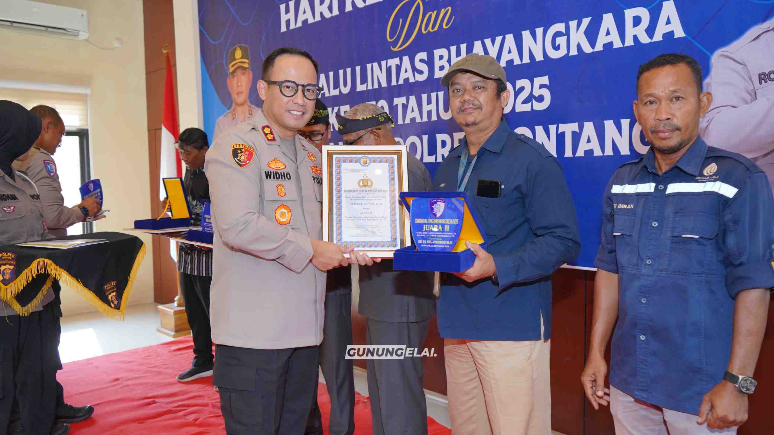 RT. 18 Kelurahan Gunung Elai Juara II Lomba Hias Kampung Nuansa Kemerdekaan
